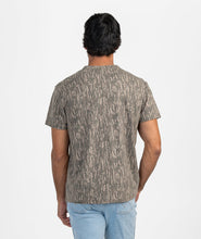 Load image into Gallery viewer, Southern Shirt Co. Men's Max Comfort Henley SS in Tree Bark