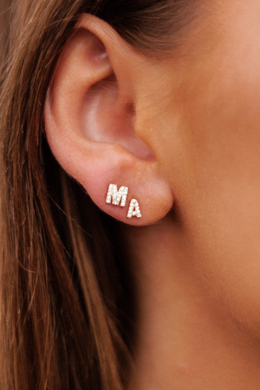 Mini Initial 14k Post