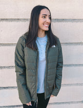 Load image into Gallery viewer, Women&#39;s Mossbud Insulated Reversible Jacket - New Taupe Green