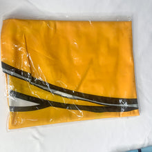 Load image into Gallery viewer, Beach Sand Free Throws