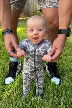 Load image into Gallery viewer, Burlebo Classic Deer Camo Baby Full Zip