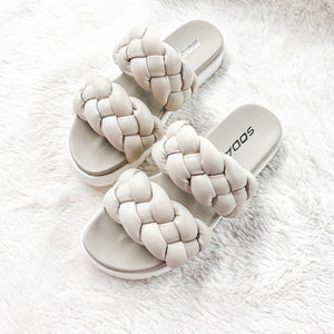 Beach Dreamin' Sandals