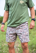 Load image into Gallery viewer, Burlebo Everyday Shorts 7&quot; Classic Deer Camo