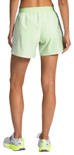 Load image into Gallery viewer, The North Face Women&#39;s Wander Shorts Lime Cream